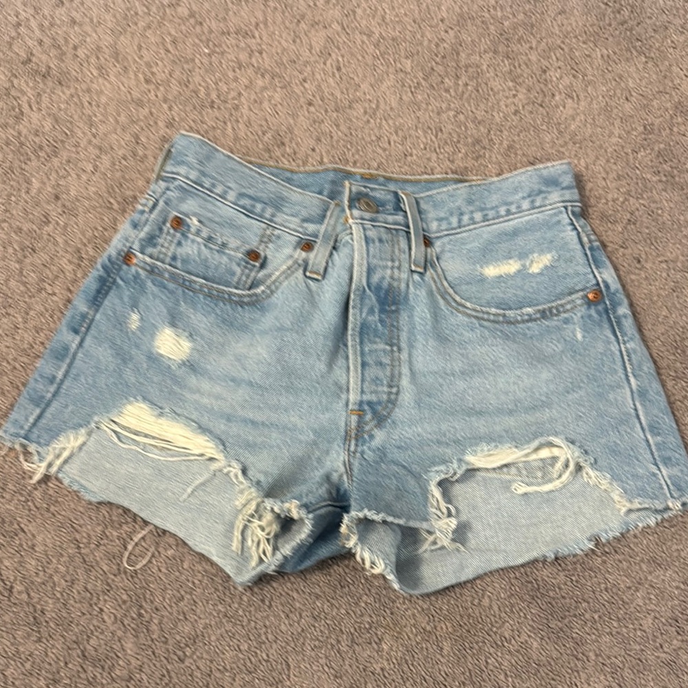 Women’s Levi’s 501 shorts